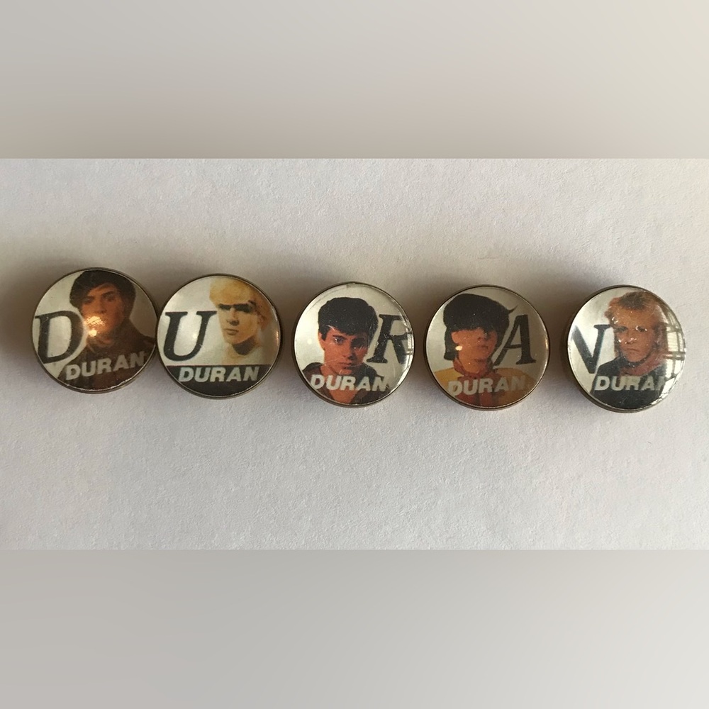 Set of 5 vintage Duran Duran band member pins, lacquered coating, 1983. - Picture 2 of 8
